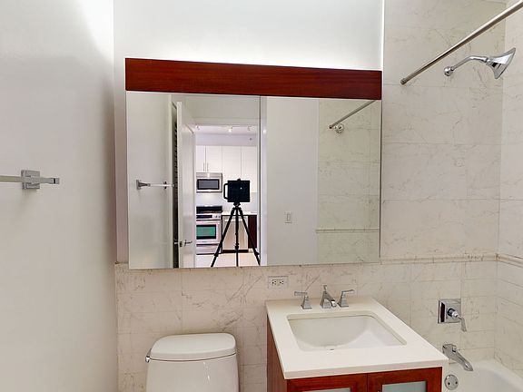 5th image of 805 Columbus Ave APT 5E