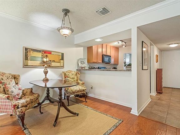 3rd image of 2824 Plaza Terrace Dr