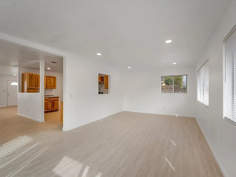 11629 Madison St — Photo 13