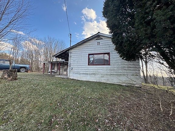 3rd image of 90820 Jewett Germano Rd