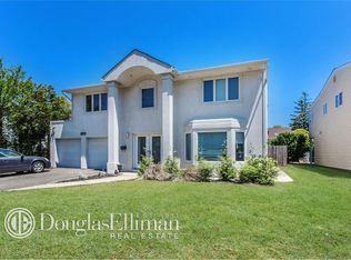 3295 Robbin Ln, Merrick, NY 11566