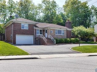 345 Division Ave, Belleville, NJ 07109