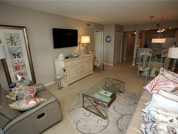 4th image of 601 Seaview Ct #C-503