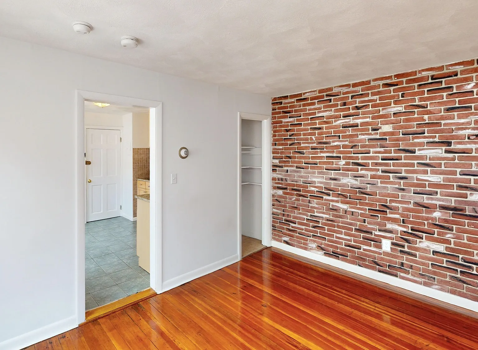 1 bed, 500 sqft, $2,800 — Photo 3