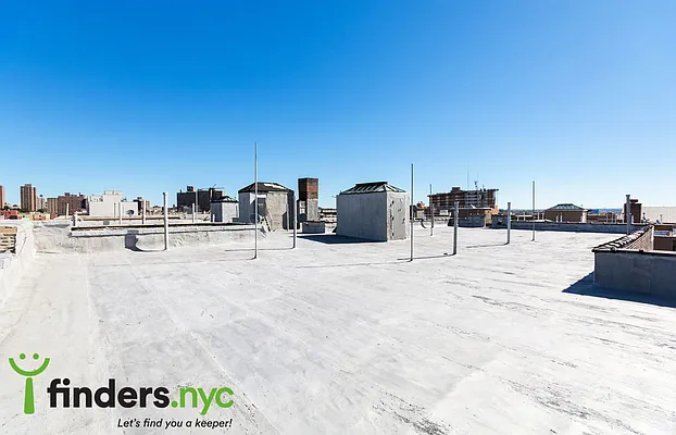 Rented by Clove Realty LLC | media 8