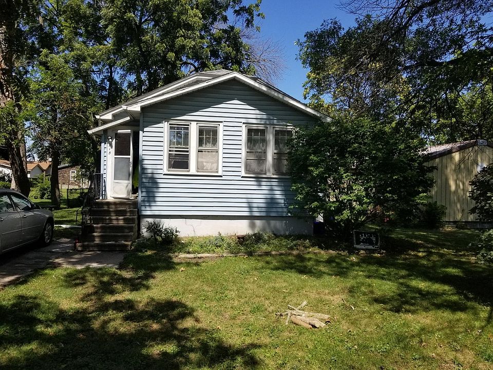 2nd image of 915 E Prairie St