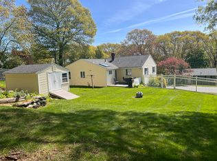 10 Juniper St, Ipswich, MA 01938