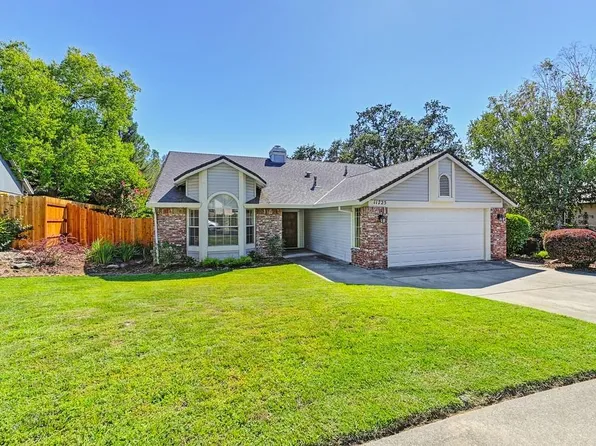 11725 Del Paso Ct, Auburn, CA 95602