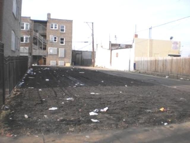 1st image of 1146 N Lawler Ave #1