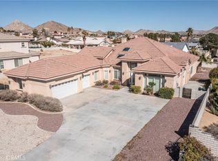 16233 Ridge View Dr, Apple Valley, CA 92307