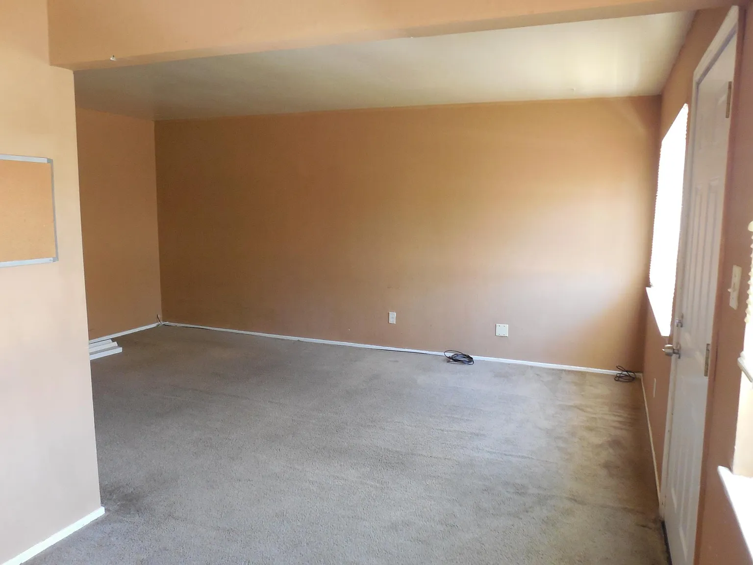 1 bed, 650 sqft, $1,550 — Photo 2