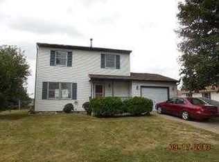 520 W Oak St, Eldridge, IA 52748