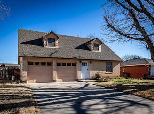 307 NW 63rd St, Lawton, OK 73505