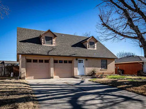 307 NW 63rd St, Lawton, OK 73505