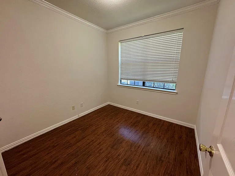9400 Bellaire Blvd #110 — Photo 3