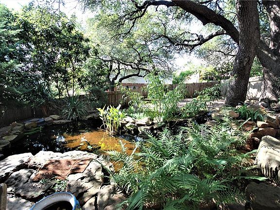 2nd image of 2409 Drifting Leaf Dr