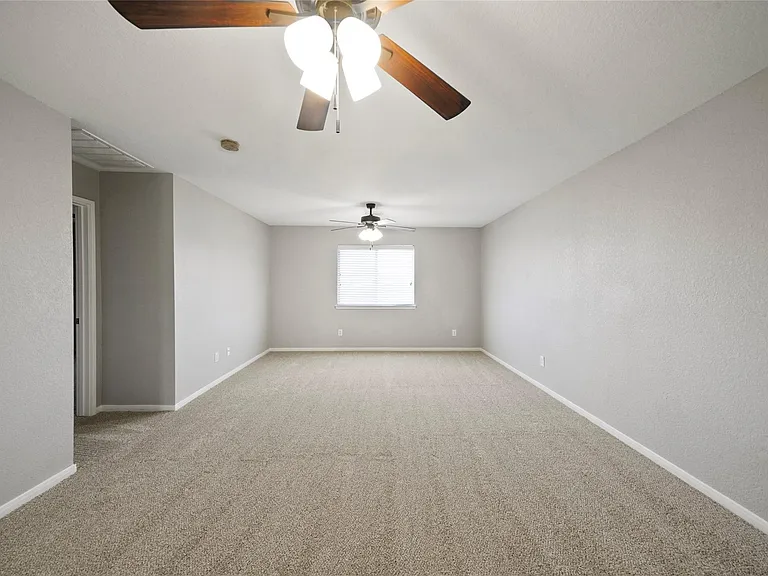 11824 Princess Garden Way — Photo 21