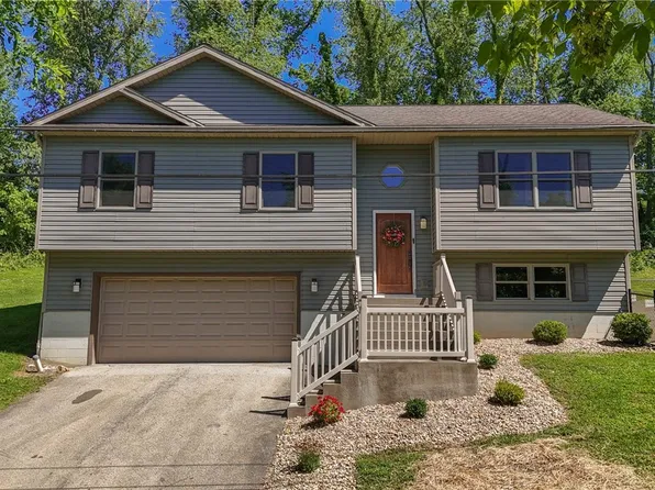 124 Debolt Ave, Masontown, PA 15461