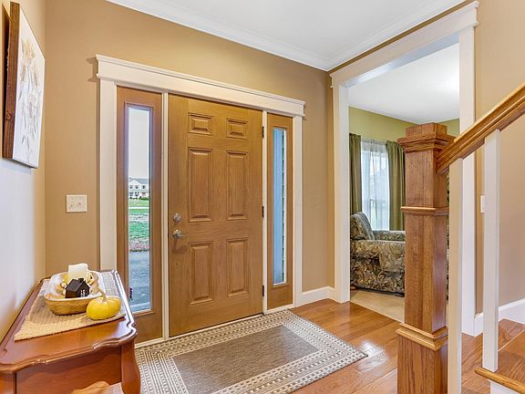 5th image of 105 Hidden Hills Dr