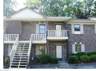 255 Olde Vineyard Ct, Winston Salem, NC 27104