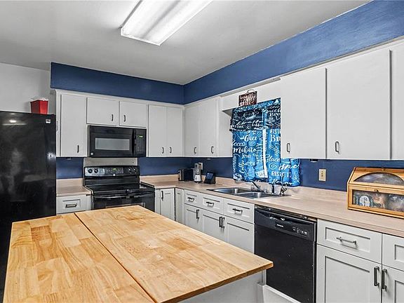 4th image of 116 MARIS COURT