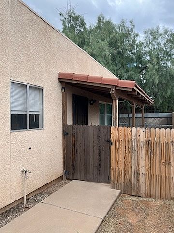 1st image of 2610 N Edith Blvd Unit 2