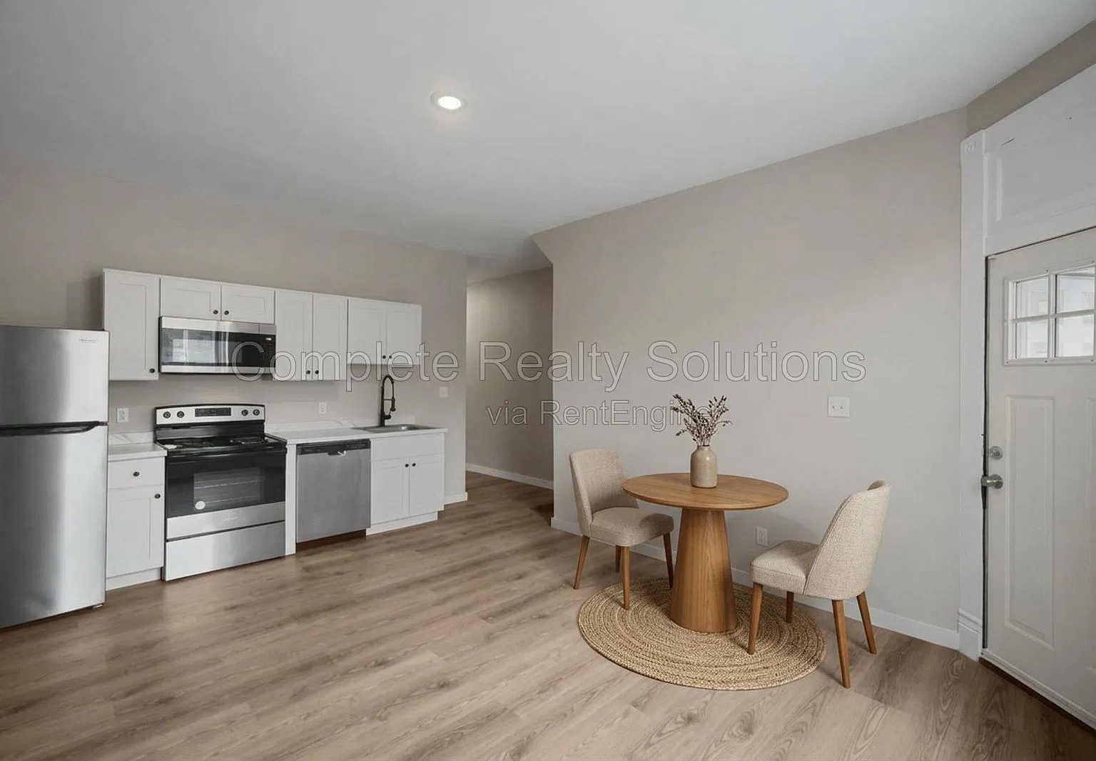 2740 Potomac St — Photo 2