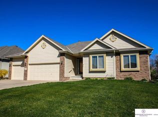 1403 S 176th St, Omaha, NE 68130