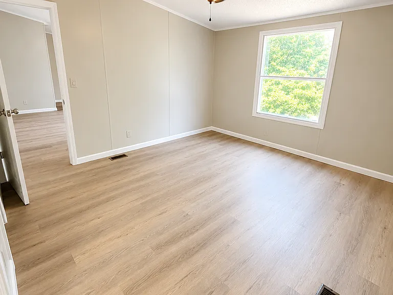 3120 Powell Dr — Photo 4