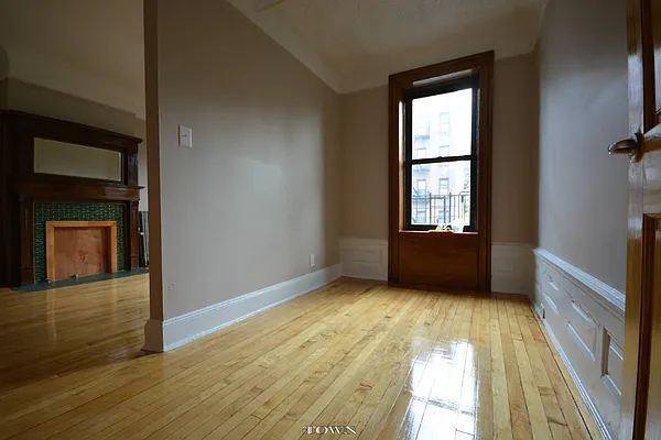 Rented by Sharpstone Realty LLC | media 14