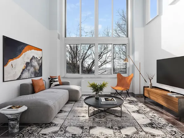 21 S End Ave, New York, NY