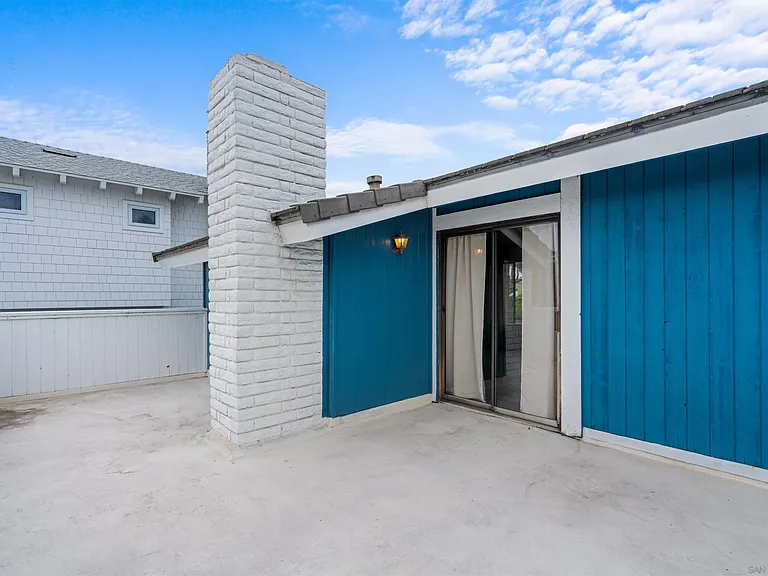 2435 Camino Del Mar — Photo 27
