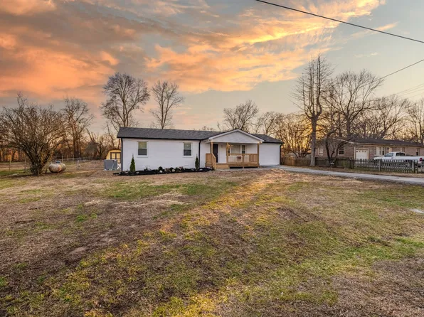 385 Limbo Dr, Hillsboro, TN 37342