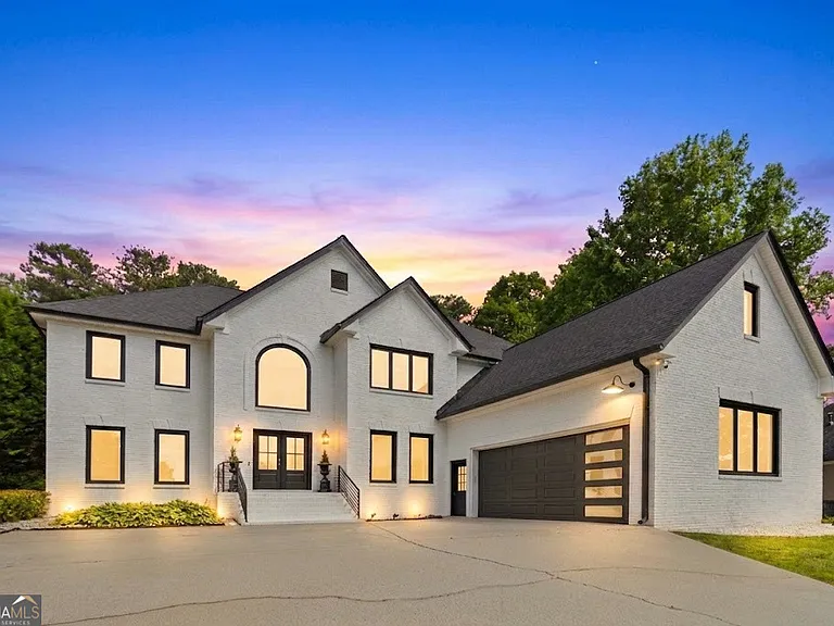 398 Dunleven Manor Walk — Photo 1