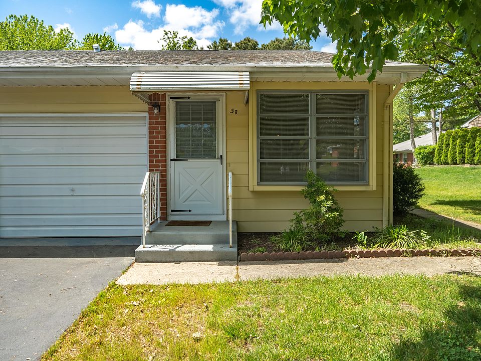 1st image of 3B Moccasin Dr