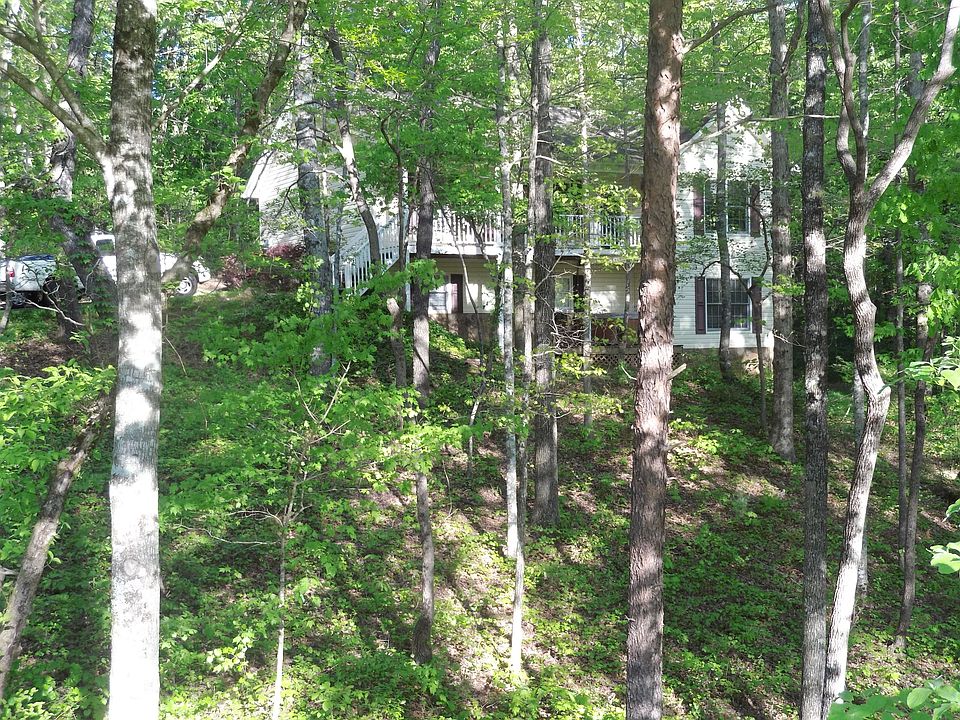 1st image of 198 Royal Oaks Ln