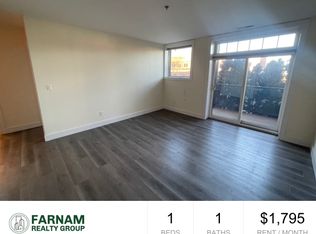 17 S Main St #115, Branford, CT 06405