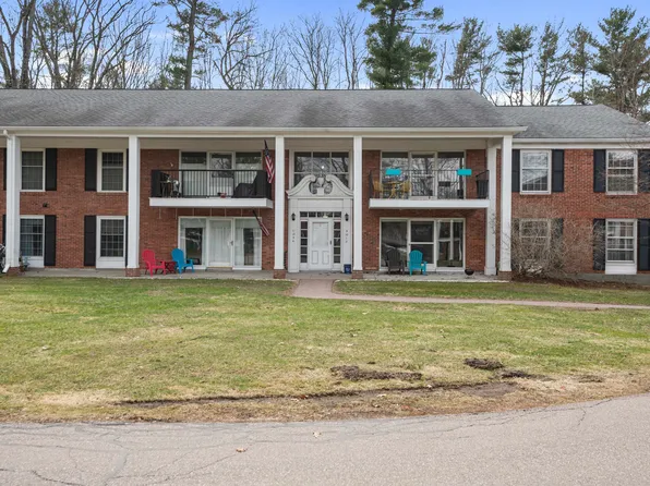 100 Kennedy Drive #9, South Burlington, VT 05403