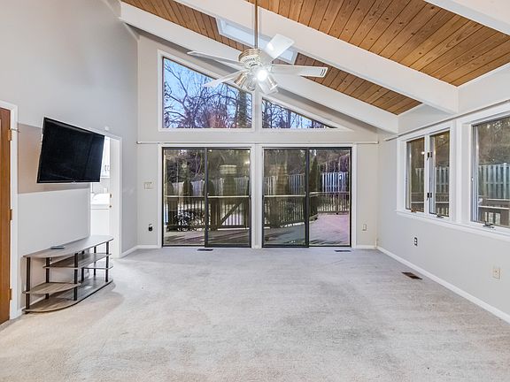 4th image of 6138 Ramshorn Dr