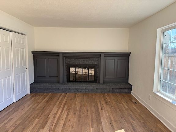 4th image of 7449 S Ivy Way