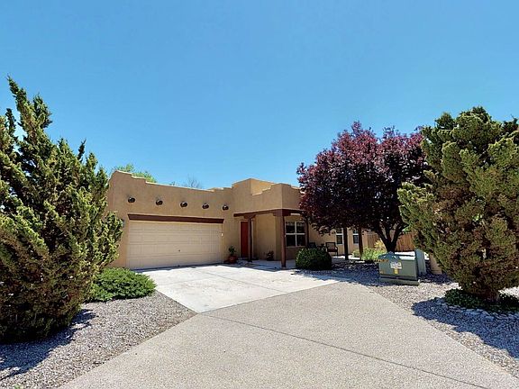 2nd image of 6983 Golden Mesa