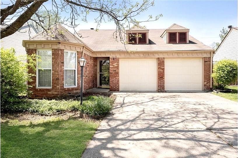 1st image of 3670 Riverwood Dr