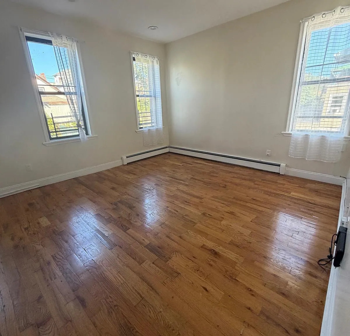 1 bed, $2,734 — Photo 2