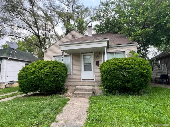 9980 Ashton Ave, Detroit, MI 48228