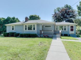 10 Cataumet St, Worcester, MA 01606
