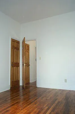 Rented by Tower Brokerage | media 2