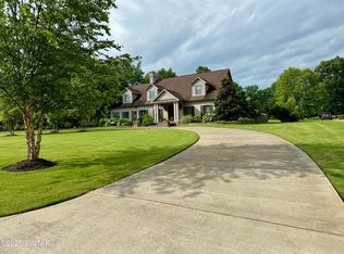 96 Poplar Plains Dr, Jackson, TN 38305