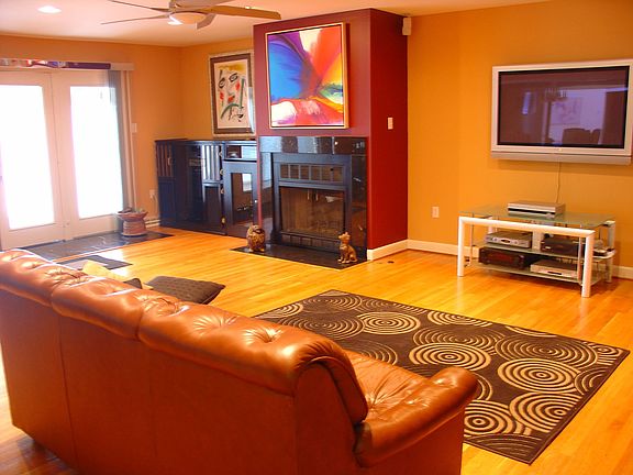 Den Area