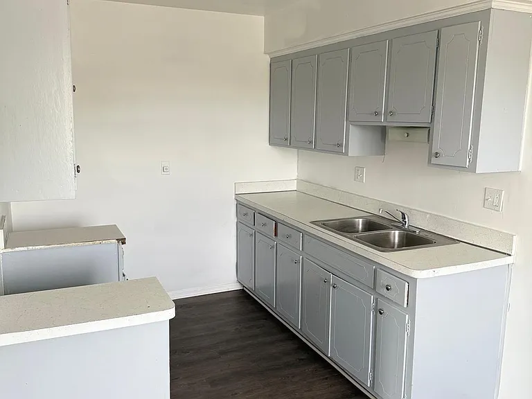 10103 Cadieux Ave #10 — Photo 53