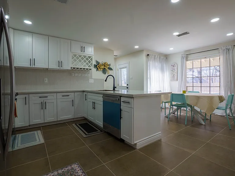 93 S Sanga Rd — Photo 1
